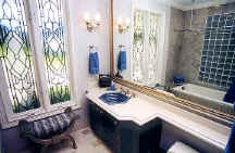 bath2.jpg (56807 bytes)